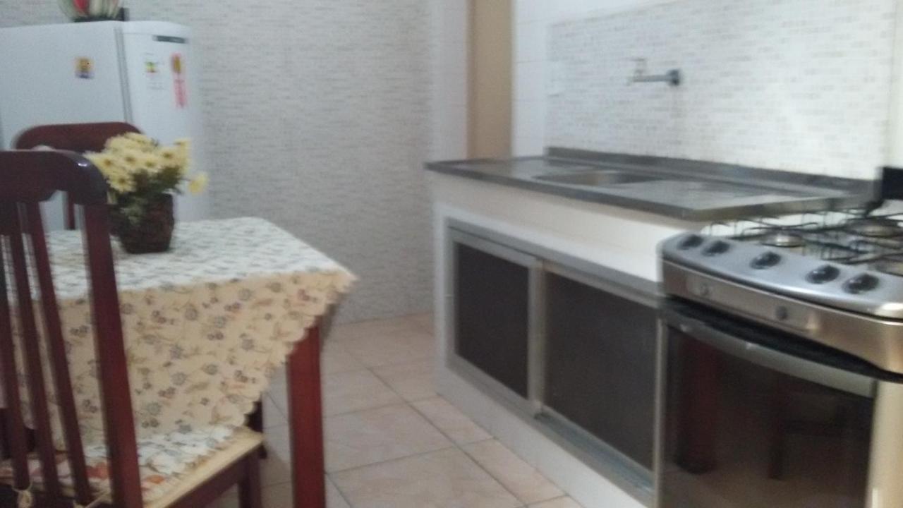 Quartos Em Casa In Caxias Da Paraiso Duque de Caxias Extérieur photo