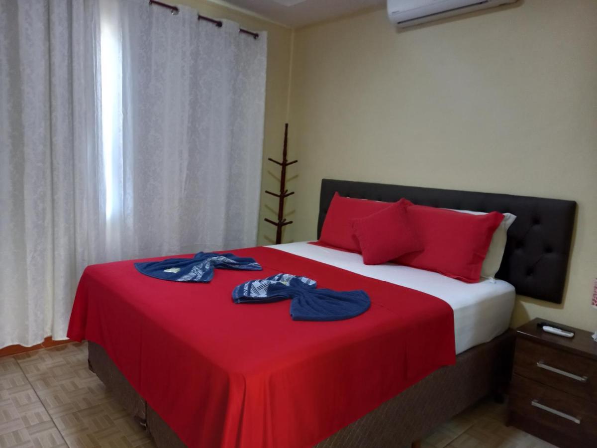 Quartos Em Casa In Caxias Da Paraiso Duque de Caxias Extérieur photo