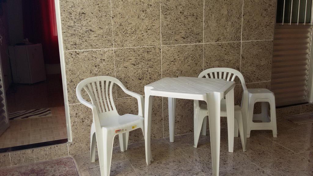 Quartos Em Casa In Caxias Da Paraiso Duque de Caxias Extérieur photo
