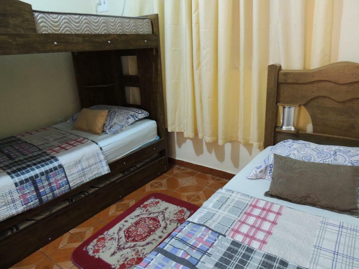 Quartos Em Casa In Caxias Da Paraiso Duque de Caxias Extérieur photo