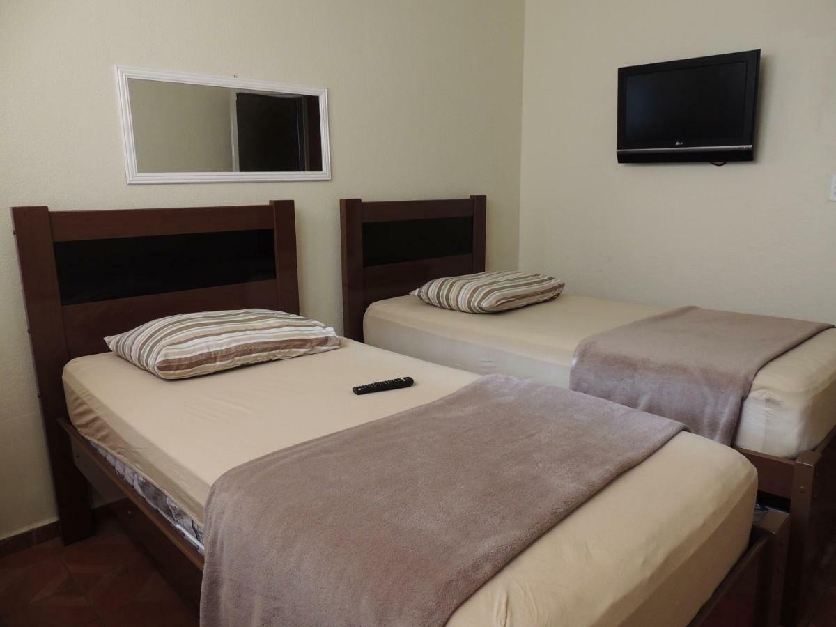 Quartos Em Casa In Caxias Da Paraiso Duque de Caxias Chambre photo